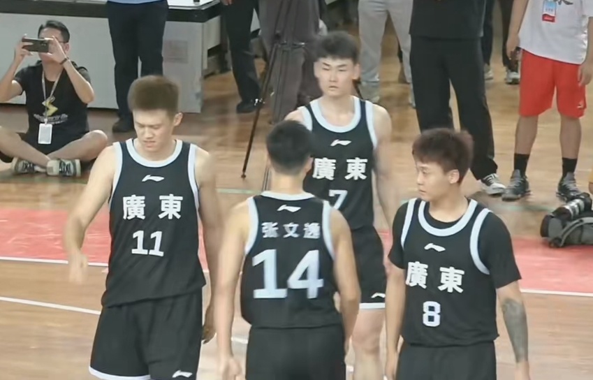 由于几个对, 动作就非常